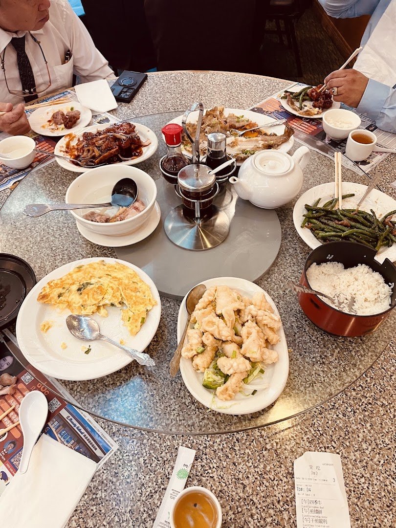 Shared plates on a casual restaurant table