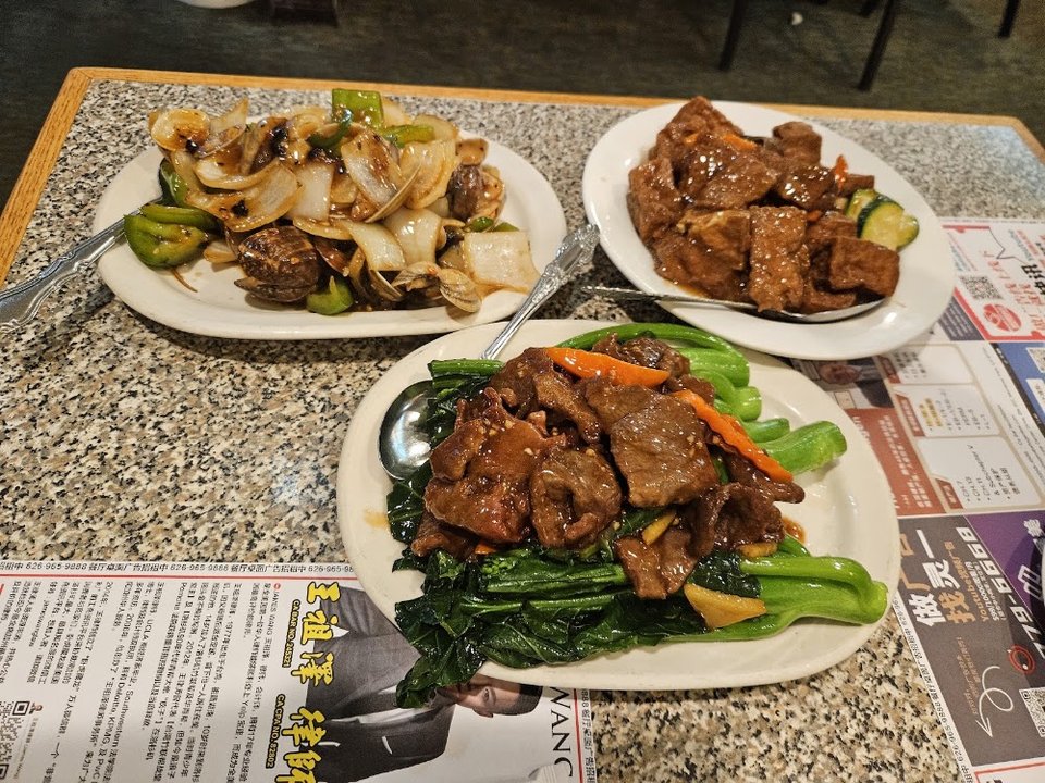 Beef with Chinese Broccoli